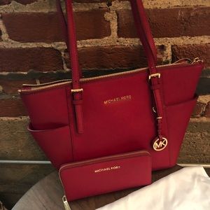 Michael Kors Jet Set purse and wallet (maroon)